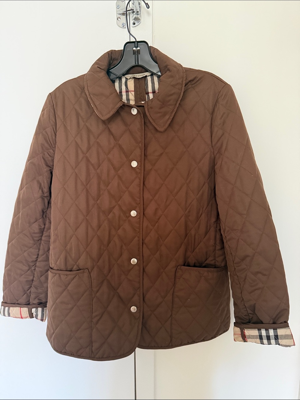 Burberry London Brown Diamond Quilted Jacket w/Nova Check Lining. Size Small.